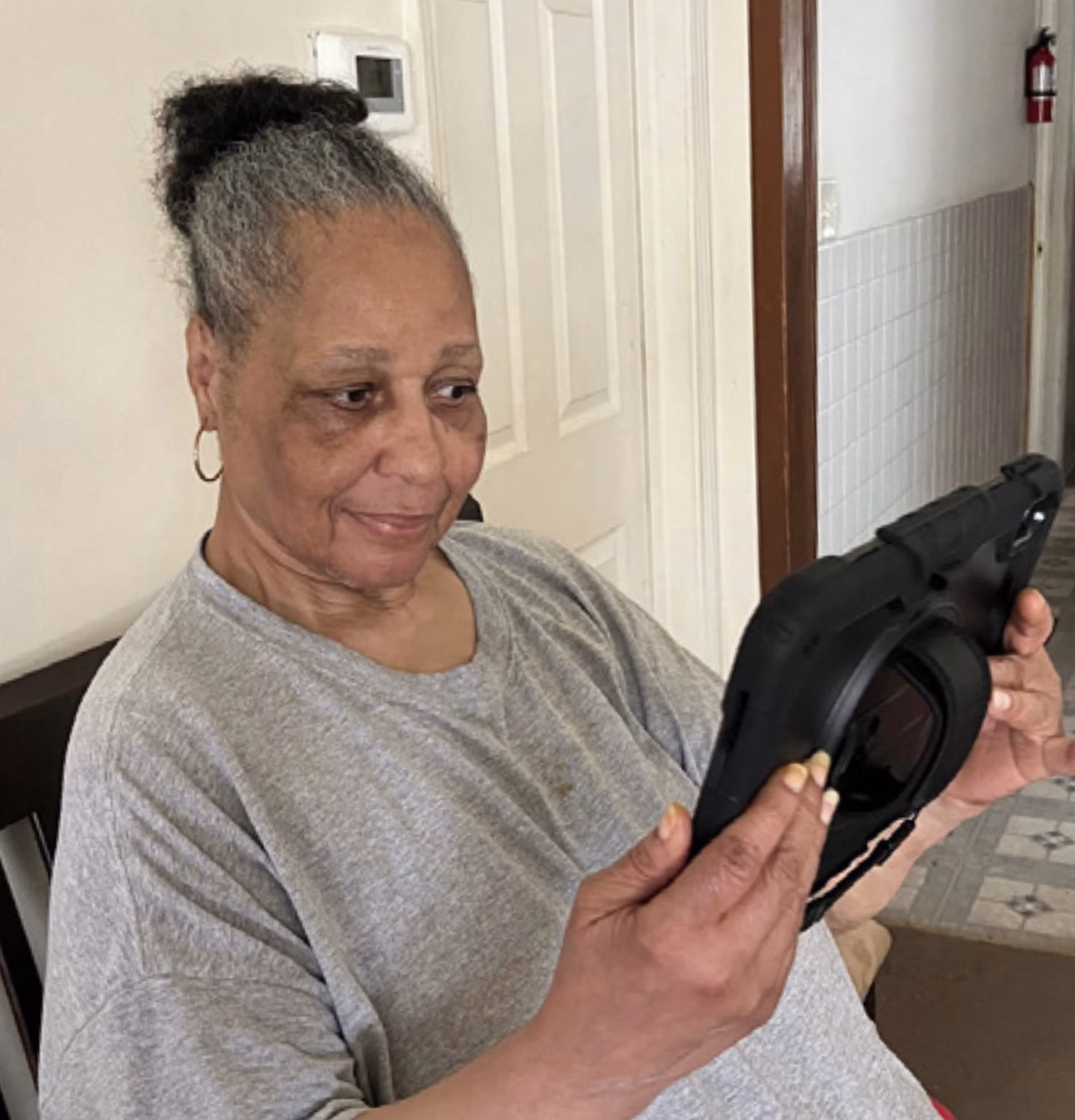 Woman using Collator